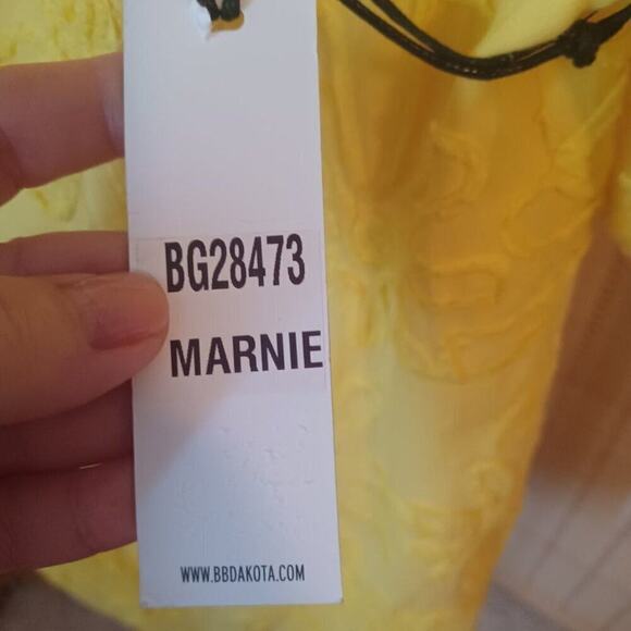 BB Dakota Marnie Yellow Floral Mini S NWT - Picture 16 of 16